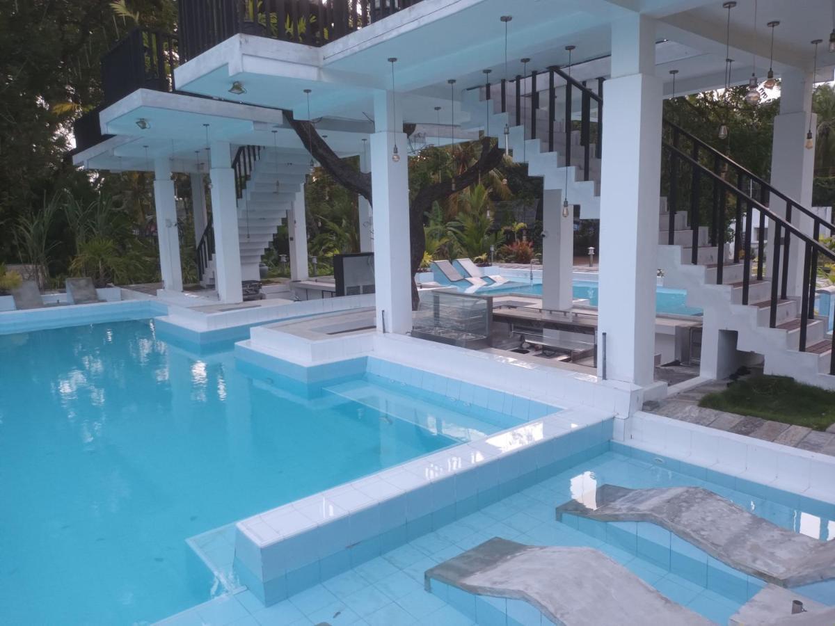Lucky Beach Resort ตรินโคมาลี ภายนอก รูปภาพ