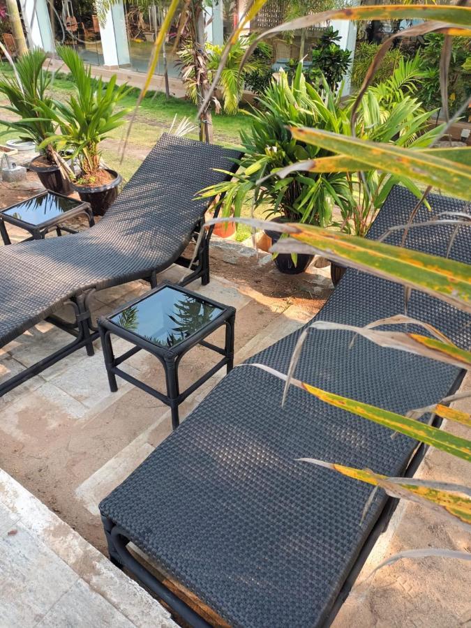 Lucky Beach Resort ตรินโคมาลี ภายนอก รูปภาพ