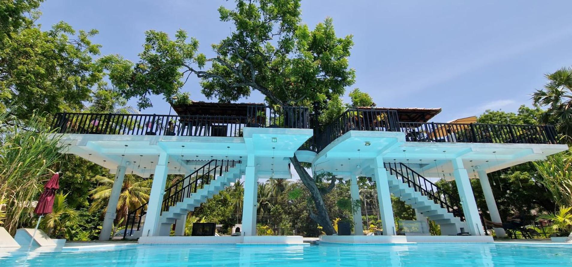 Lucky Beach Resort ตรินโคมาลี ภายนอก รูปภาพ