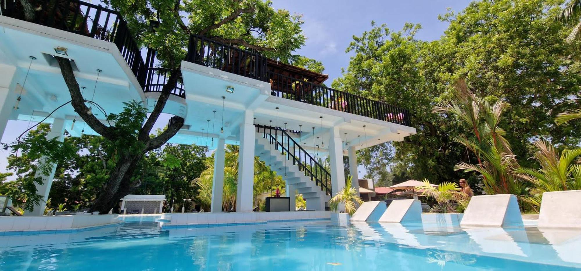 Lucky Beach Resort ตรินโคมาลี ภายนอก รูปภาพ