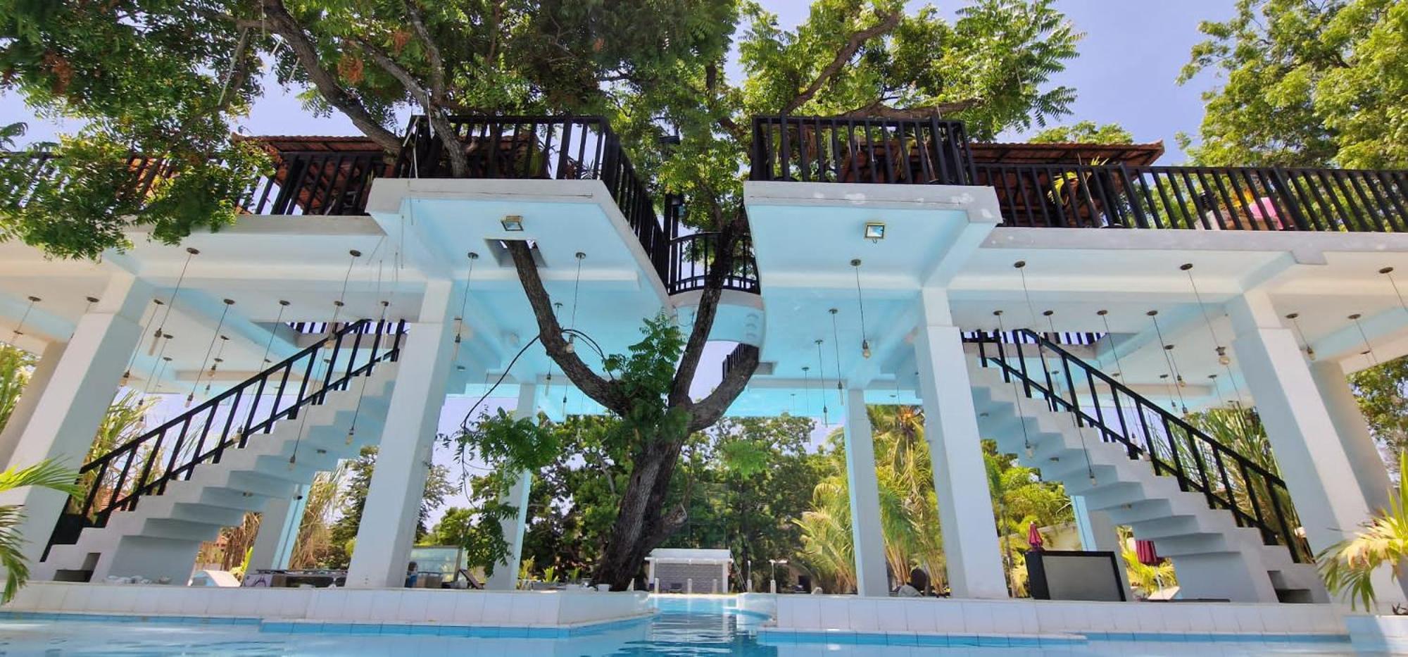 Lucky Beach Resort ตรินโคมาลี ภายนอก รูปภาพ