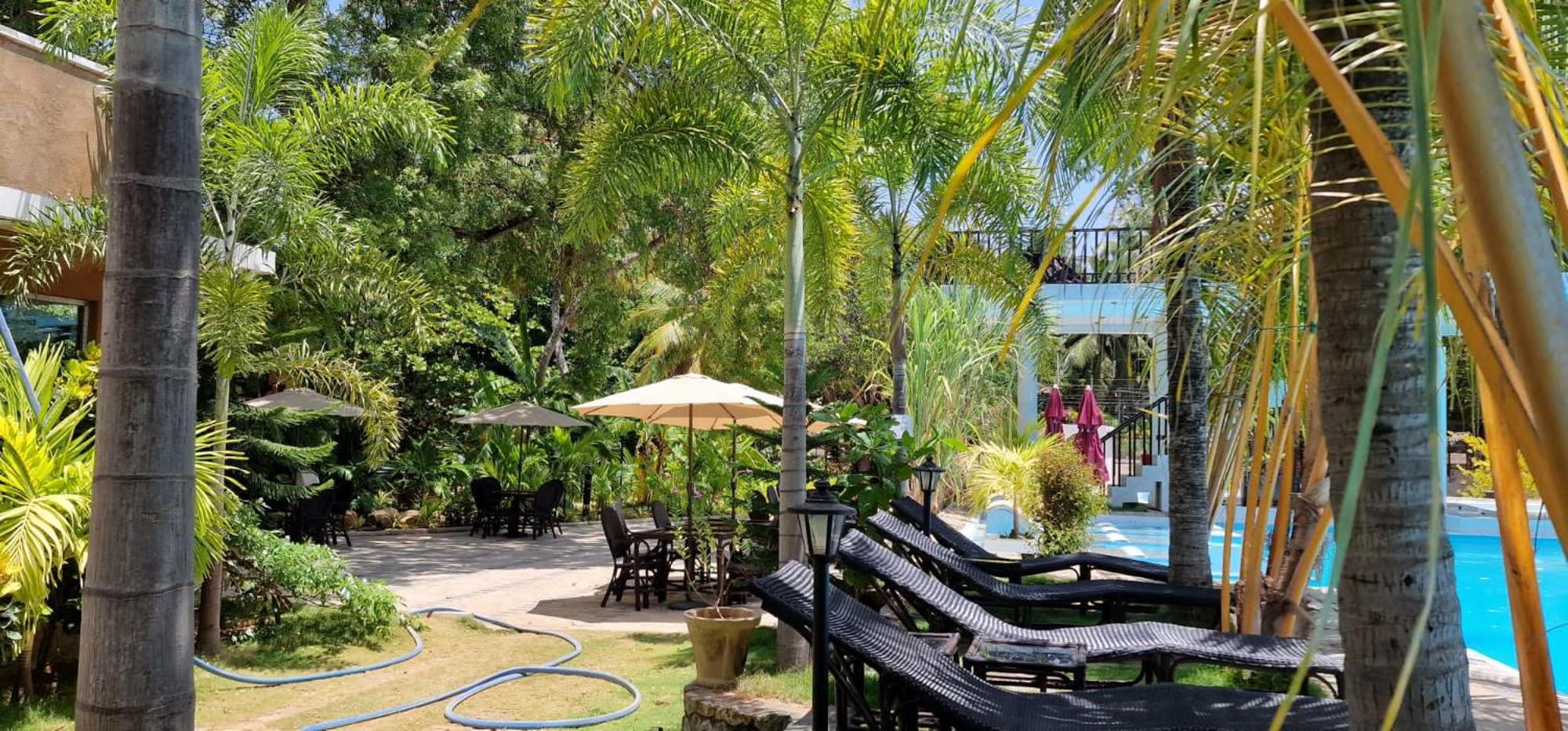 Lucky Beach Resort ตรินโคมาลี ภายนอก รูปภาพ